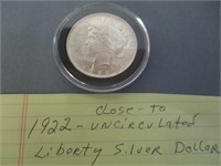 1922 Liberty Silver Dollar in Case