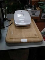 Two-piece cutting board and George Foreman