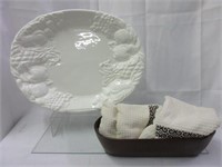 Large Ceramic Serving Platter & Kitchen Towels