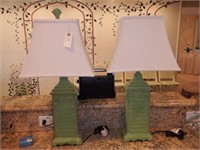 Lot #27 Pair of green font star and shell
