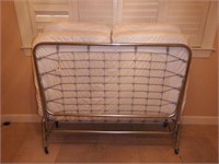 Lot #7 Roll away bed (full size)