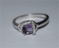 Size 9 Sterling Silver Ring w/ Color Change