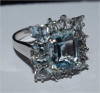 Sterling Silver Ring w/ Sky Blue Topaz Size 8