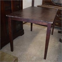 Pub-Height Dining Table