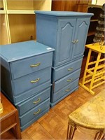Two nightstands and a chest of drawers