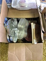 Miscellaneous lot, includes cookware, sofa, and
