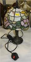 Tiffany style lamp, flowers.