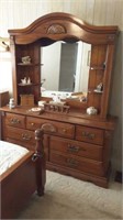 7 drawer dresser with mirror and contents
