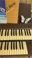 Wurlitzer electric organ