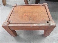 15" Accent Table/ Stool
