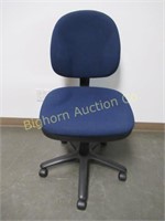 Office Chair w/ Pneumatic Raise & Lower, 5 Wheel