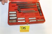 BLUE-POINT SCREW EXTRACTOR SET - INCOMPLETE