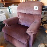 LAY-Z-BOY RECLINER- DOES WORK, SIGNS OF AGE