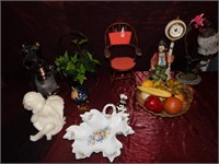 LOT OF MIXED COLLECTIBLES PORCELAIN CLOWN AND MORE