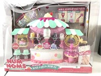 New nail polish maker (damage box) Num Noms