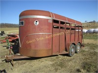 tandem axle cattle trailer