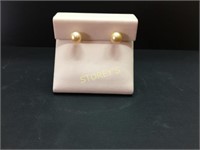 10kt Pearl Earrings - $200