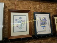 2 Vintage flower prints