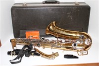 Bundy Saxophone with Case and accessories
