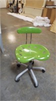 Green Office Chair on Wheels - some damage