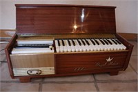 Royal Artist Electric Organ