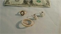 Earrings, pin and ring marked 14k