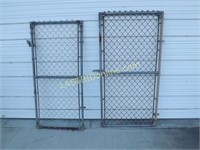 2 CHAIN LINK FENCE GATES