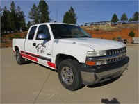 OFF-SITE 2002 Chevrolet 1500 4WD Pickup