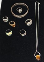 .925 Sterling lot; 8pcs good variety of Rings,