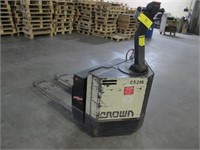 Crown Electric Walk Behind Pallet Truck