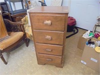 Small 4 drawer chest of drawers