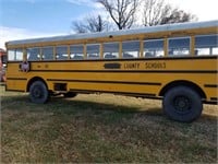 SCHOOL BUS WITH TITLE