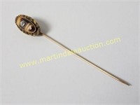 Vintage 14k Gold & Diamond Lapel Pin