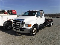 2009 FORD F650XLT SD S/A FLATBED TRUCK