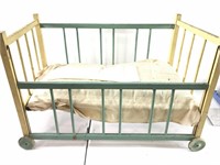 Vintage babies crib