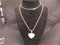 28" Necklace w/ heart pendant