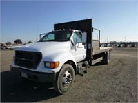 2003 Ford F650 Flatbed Truck