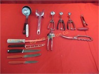Kitchen Items: Cutlery Kershaw, Victorinox Chicago