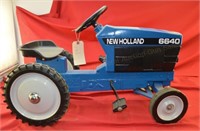 ERTL Ford 6640 Pedal Tractor
