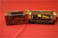 (2) First Gear 1:25 Scale Model Cars
