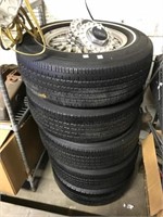 5 Aluminum wheels with tires
