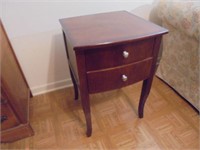 Side Table with 2 drawers