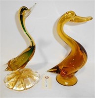 Lot #194 (2) amber art glass birds with
