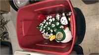 Tote with lid has a ceramic Christmas tree,