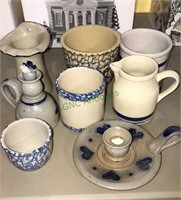 Group a blue and white pottery including crocks,