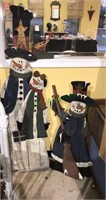 Snowman family made of plank wood, 60 inches