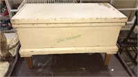Small storage chest on legs, painted white, 18 x