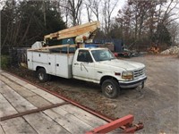 1992 Ford F-450 SD Bucket Truck Chassis Cab 2WD-