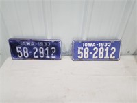 Set of 1933 license plates
