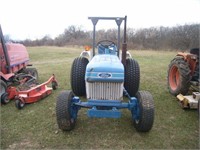 Ford 1710 Tractor.